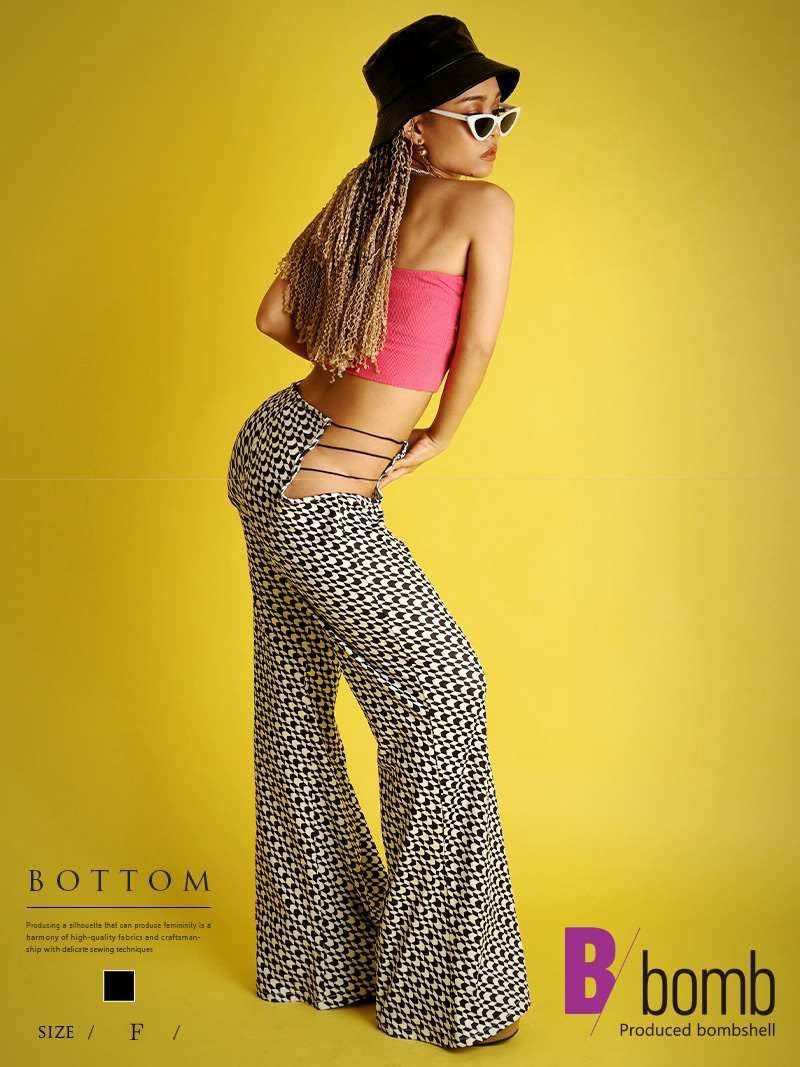 紐ウエスト格子柄フレアパンツ