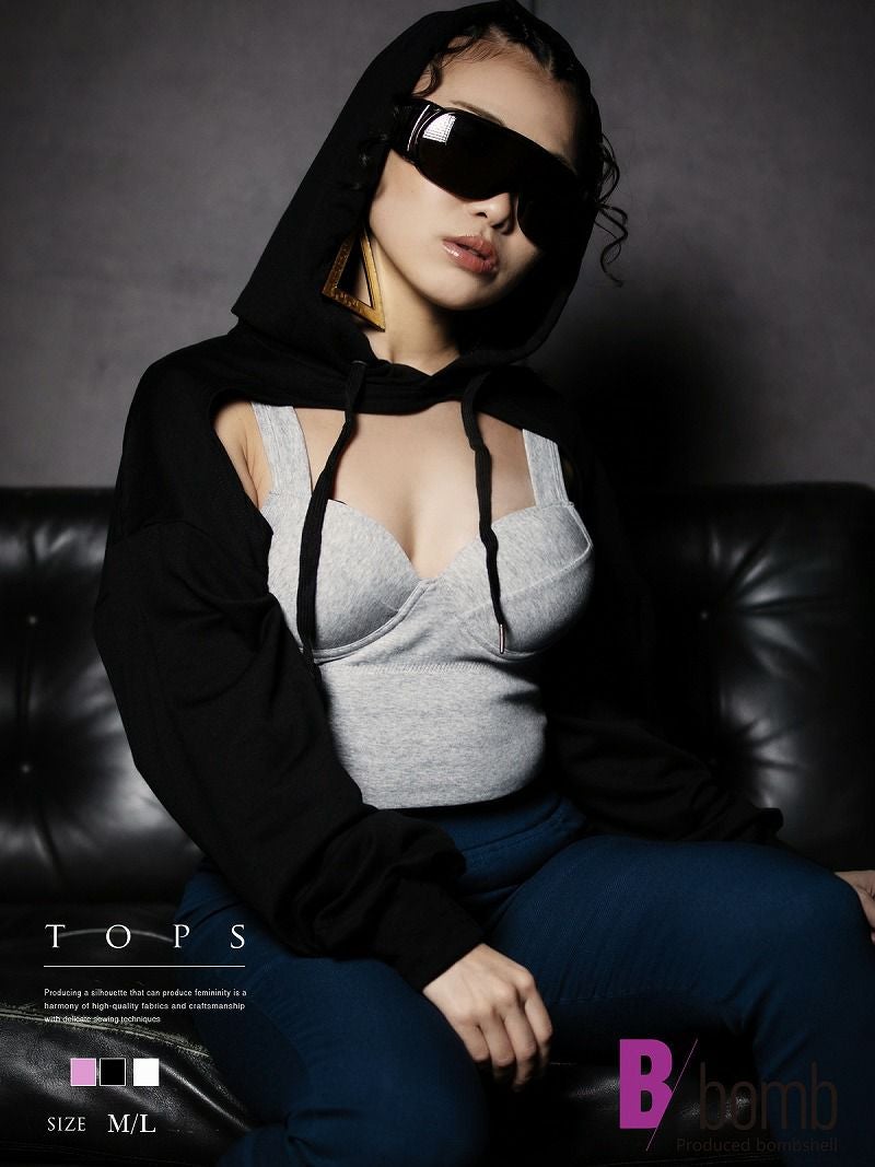 ショート丈重ね着フーディートップス