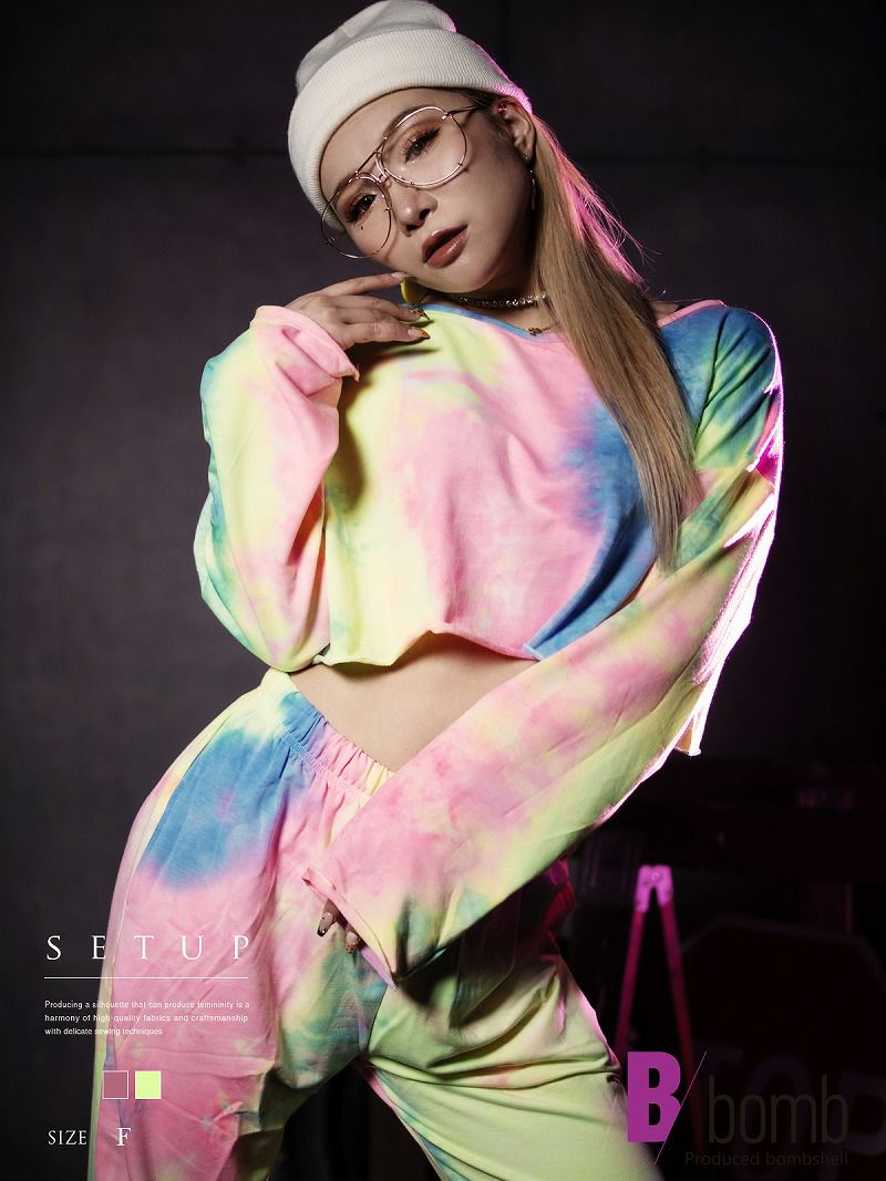 タイダイ柄お腹見せ長袖セットアップ