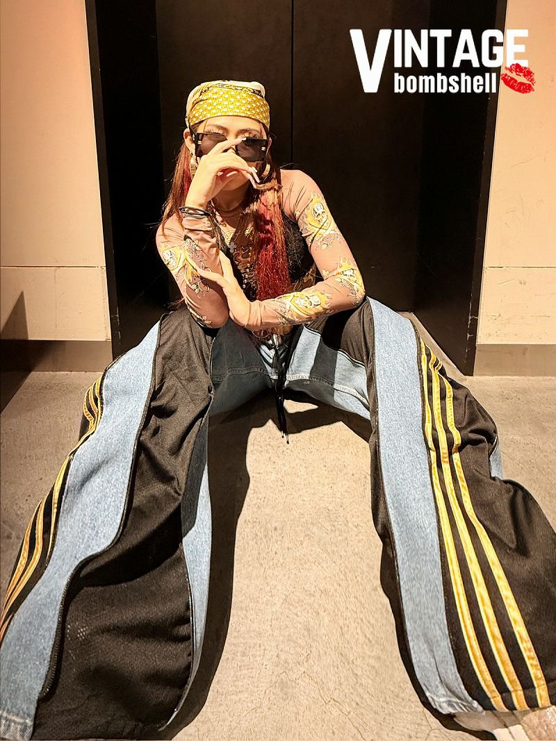 インディゴデニム×adidasブラック（ゴールドライン）4ジッパー再構築ワイドパンツ【Bbヴィンテージ】