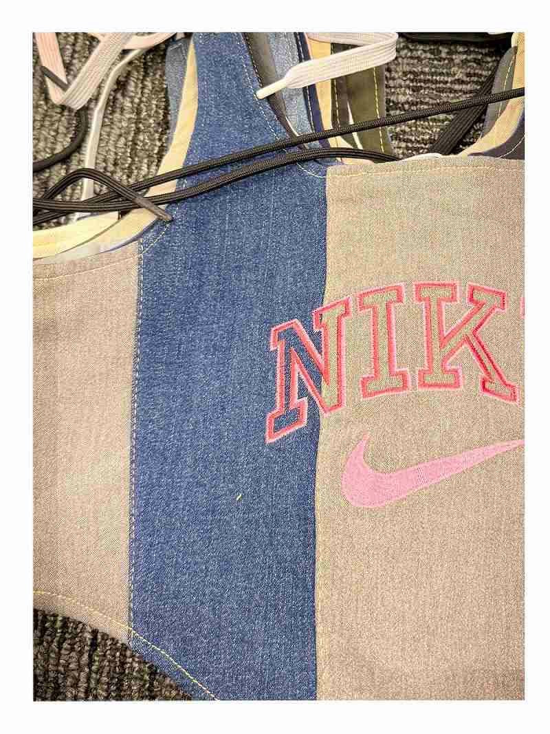NIKEピンクロゴ×ホワイトリボン再構築デニムリメイクビスチェ【Bb