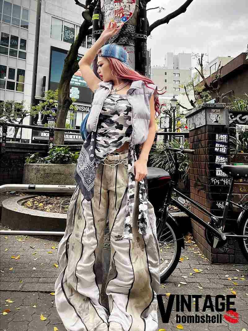 アースカラーadidas×ベージュケミカルデニム4ジッパー再構築ワイドパンツ【Bbヴィンテージ】