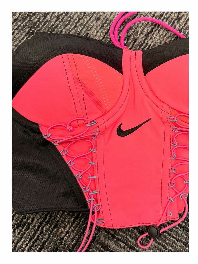 NIKEピンク×ブラックドッキング再構築リメイクビスチェ【Bb NIKEピンク×ブラックドッキング再構築リメイクビスチェ【Bb