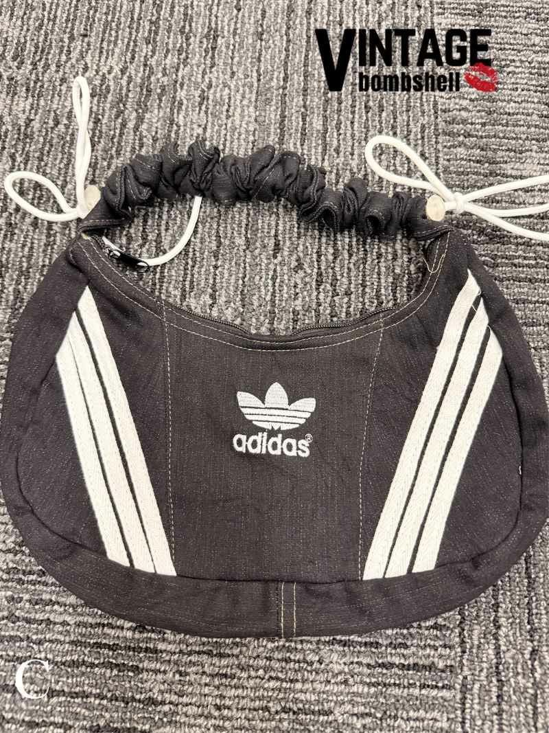 ヴィンテージブラック×ホワイトadidasジャージ再構築リメイクバッグ