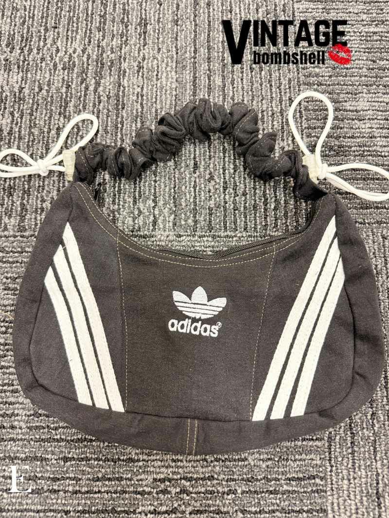 ヴィンテージブラック×ホワイトadidasジャージ再構築リメイクバッグ