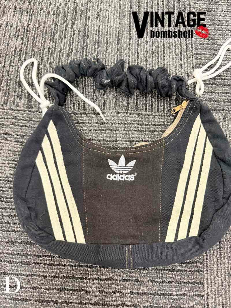 adidasロゴリメイクデニムミニショルダーバッグ【Bbヴィンテージ