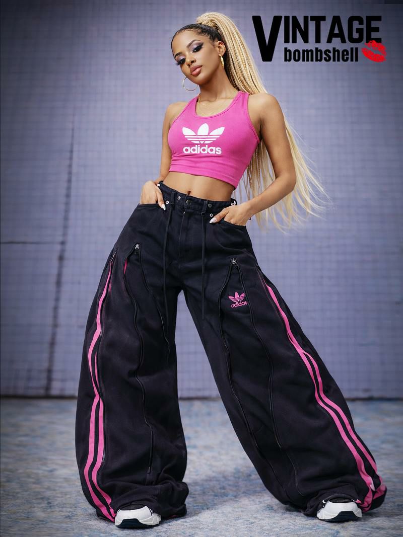 鮮やかなピンクラインが映えるアディダス再構築4ジッパーワイドリメイクデニム【Bbヴィンテージ】